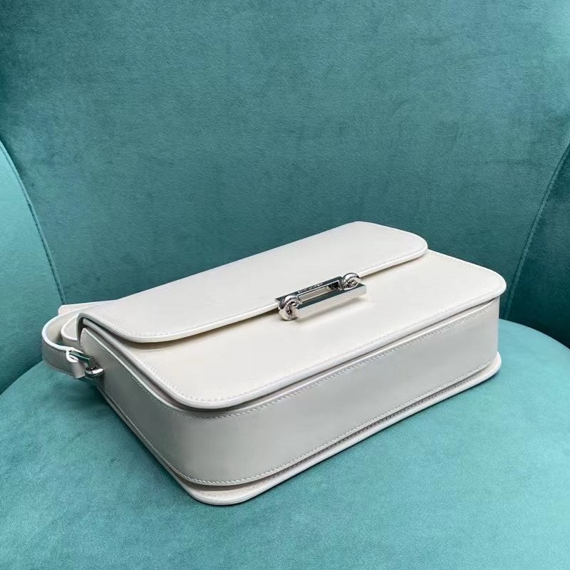 Amelia - YSL Bag - 2376