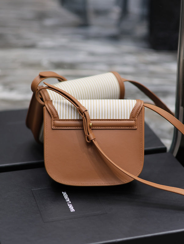 Amelia - YSL Bag - 1789