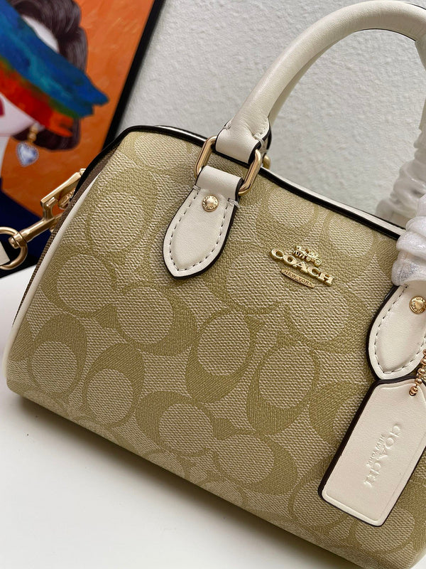 Amelia-i CAH Bags - 303