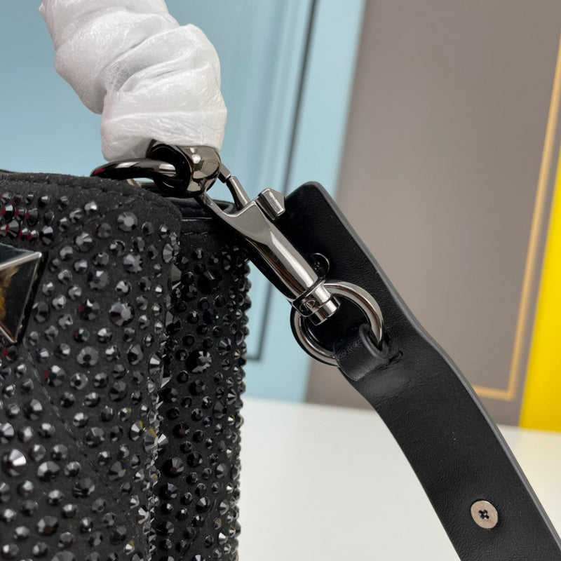 Amelia- VEL WOMEN LUXURY BAGS - 890