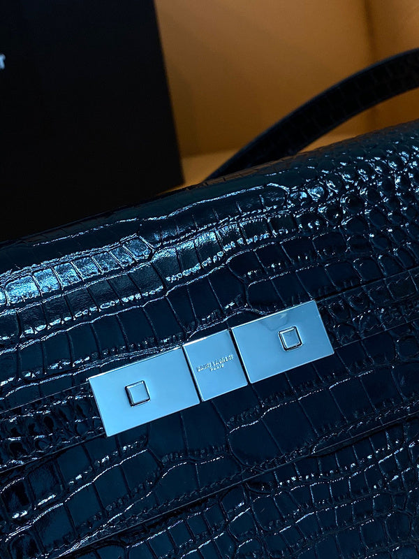 Amelia - YSL Bag - 2078