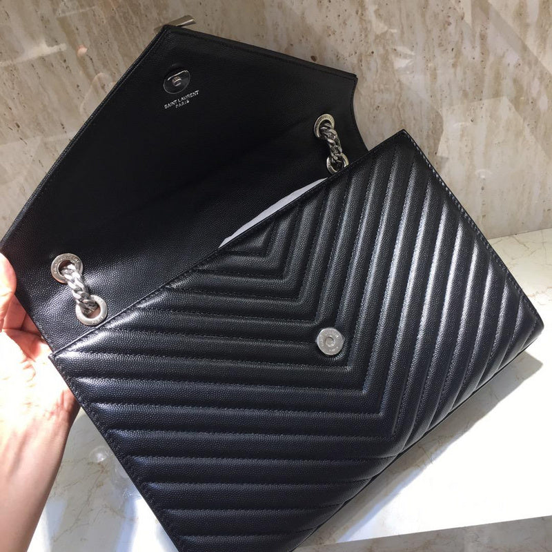 Amelia - YSL Bag - 2772