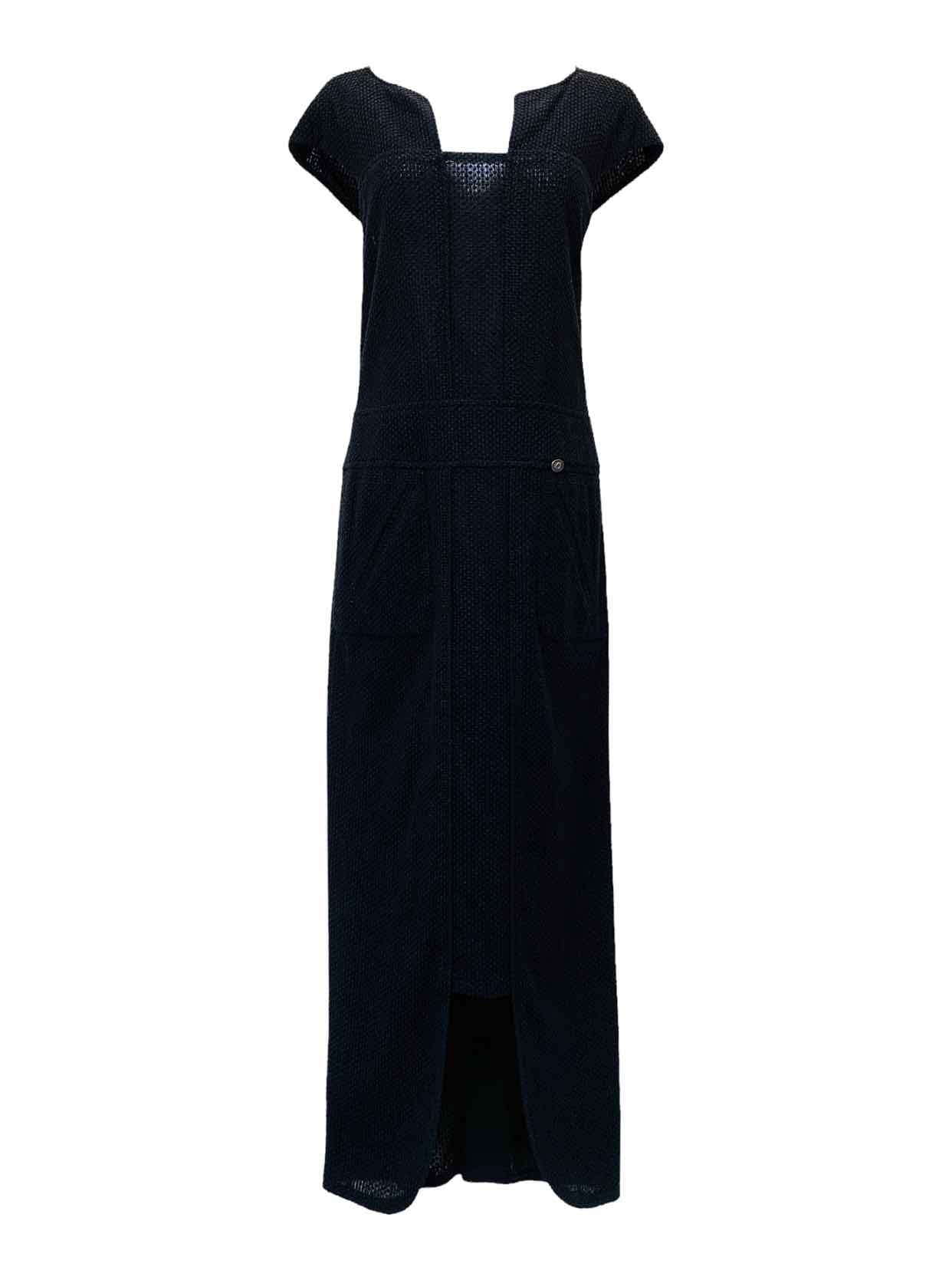 CHANEL Black Textured Size US 4 Midi Dress