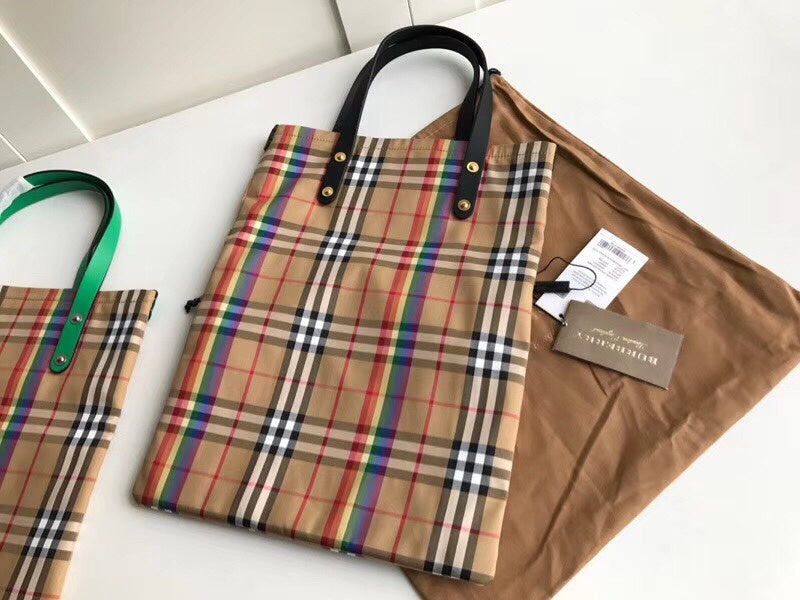 Burberry Bags - Bagsattire   288
