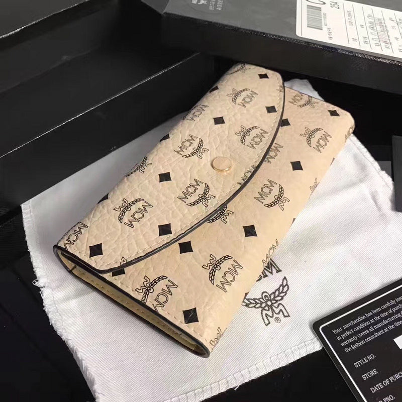 Amelia - MQM Wallets - 058