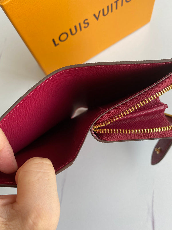 Amelia-LAON - All Wallets - 037