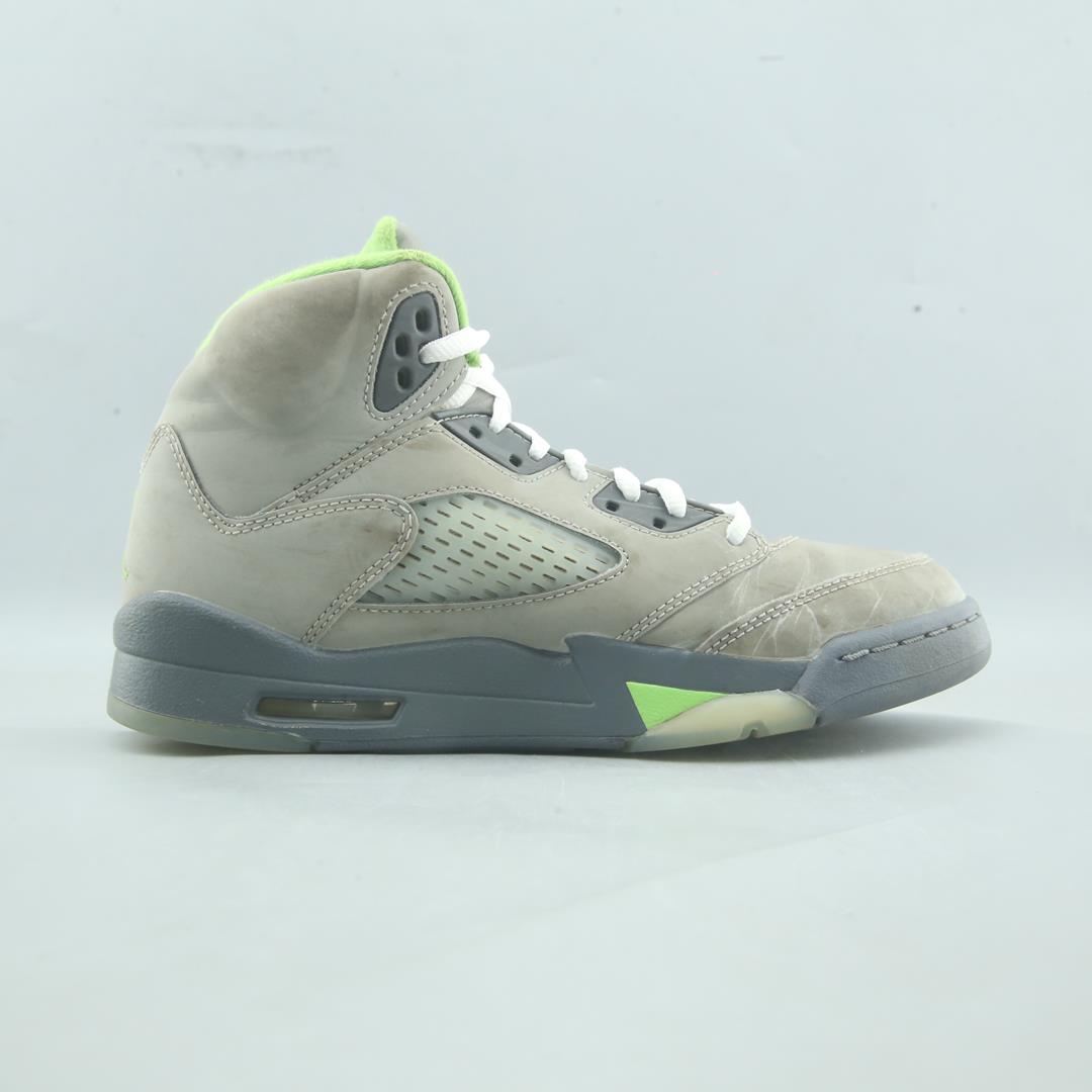 JORDAN  5 RETRO