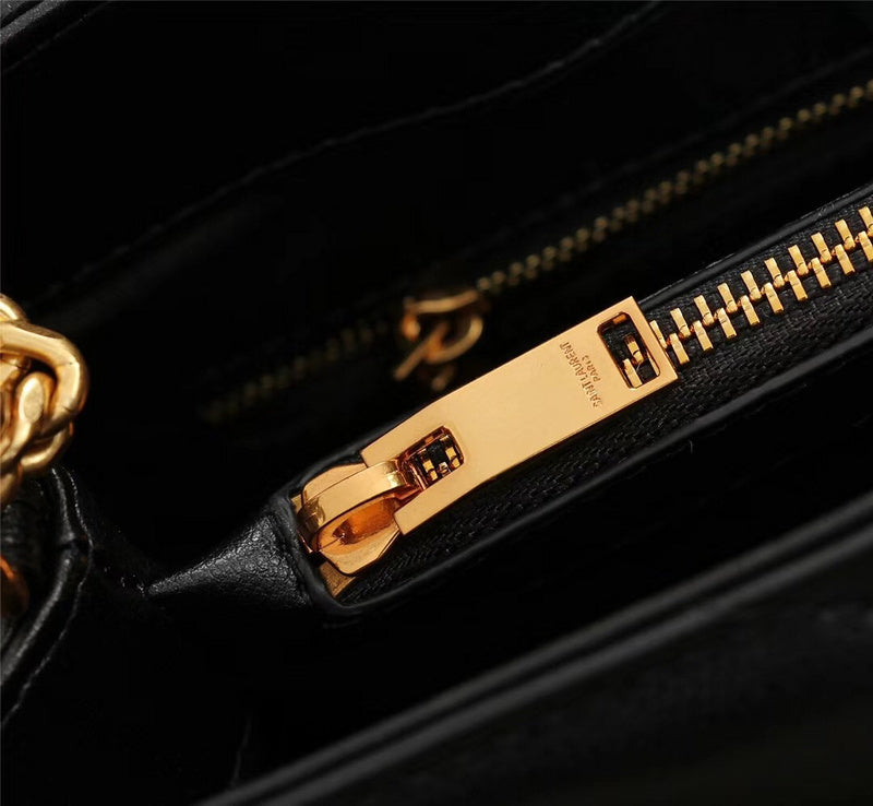 Amelia - YSL Bag - 3869
