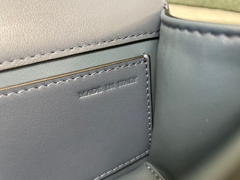 Amelia's Bag Gallery - VEL Bags - 1203