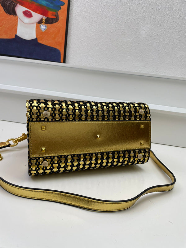 Amelia's Bag Gallery - VEL Bags - 209