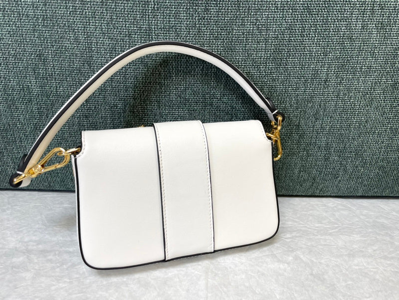 Amelia's Bag Gallery - VAR Bags - 225