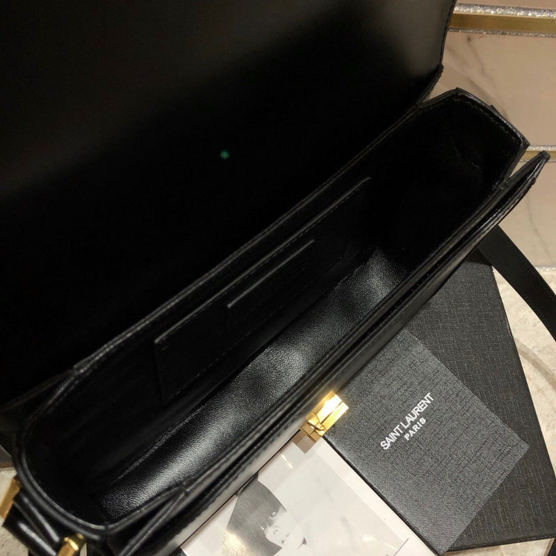 Amelia - YSL Bag - 3709
