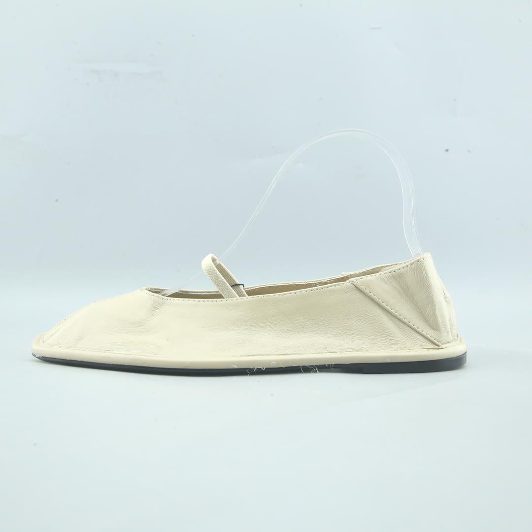 ZARA. .