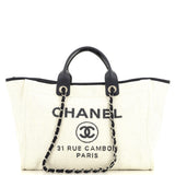CHANEL Deauville Tote Raffia Medium