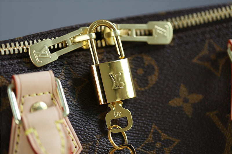 Fan Fashion Lu-Vi bags - 8188
