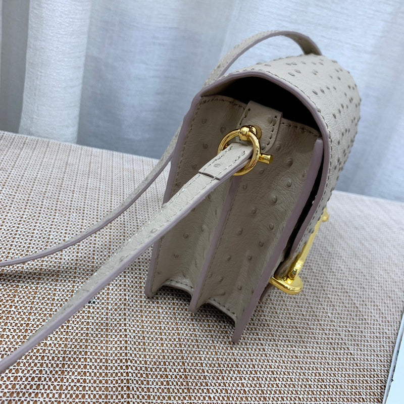 LO - HMS Luxury Bags - 723