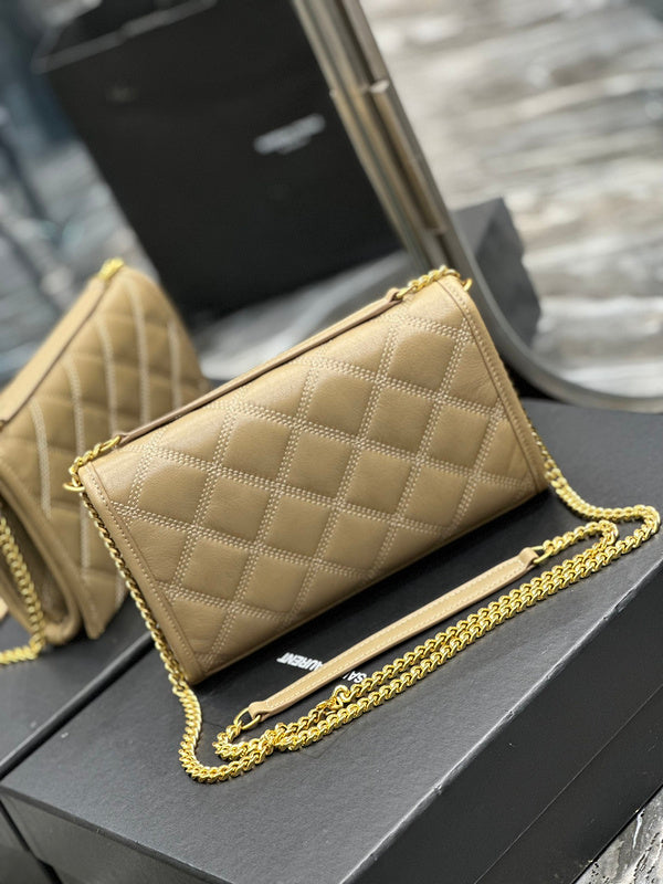 Amelia - YSL Bag - 2465