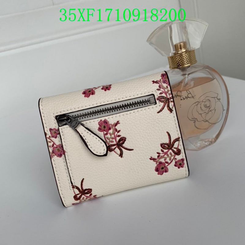 Amelia - CAH Wallet - 090