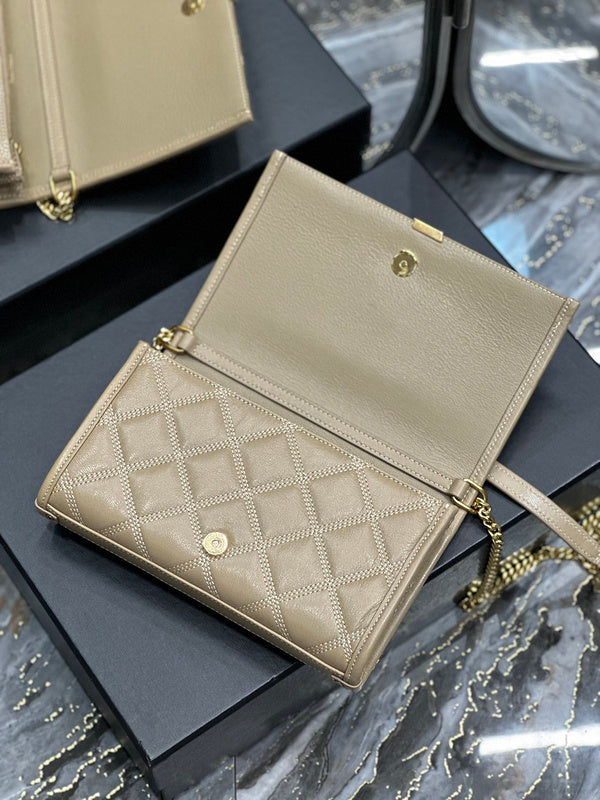 Amelia - YSL Bag - 2465