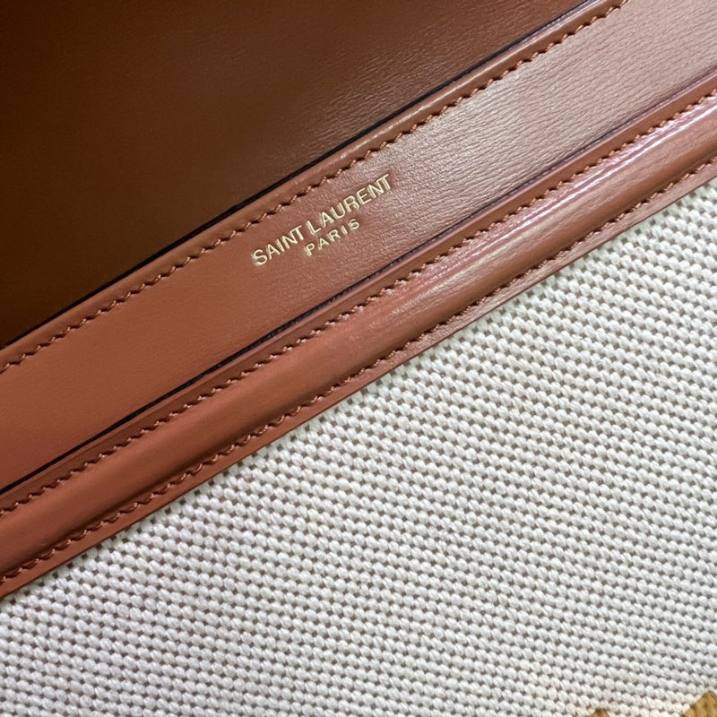 Amelia - YSL Bag - 3734