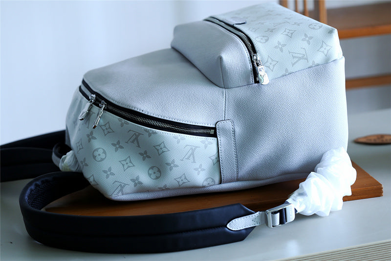 Fan Fashion Lu-Vi bags - 9766