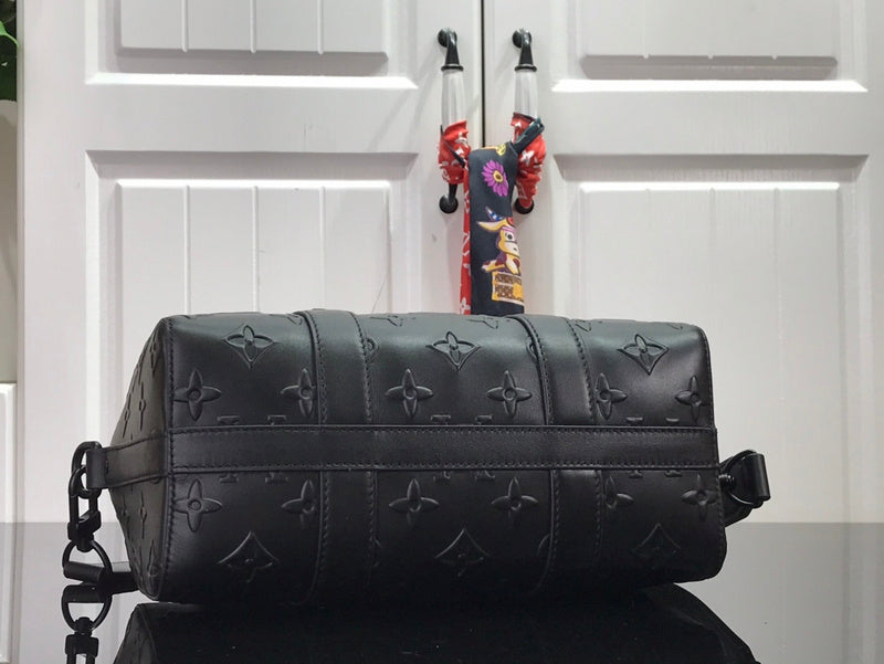 Fan Fashion Lu-Vi bags - 17417