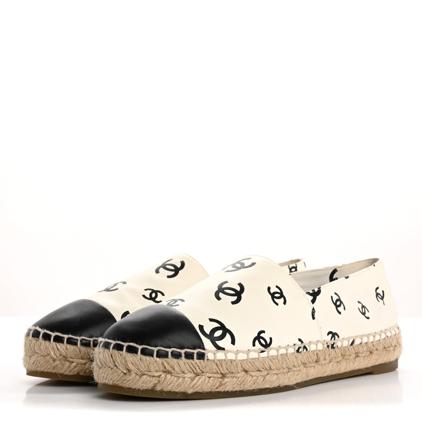 Amelia Lambskin Printed CC Espadrilles 38 White Black