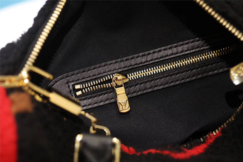 Fan Fashion Lu-Vi bags - 8161