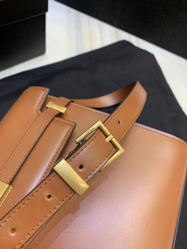 Amelia - YSL Bag - 2390