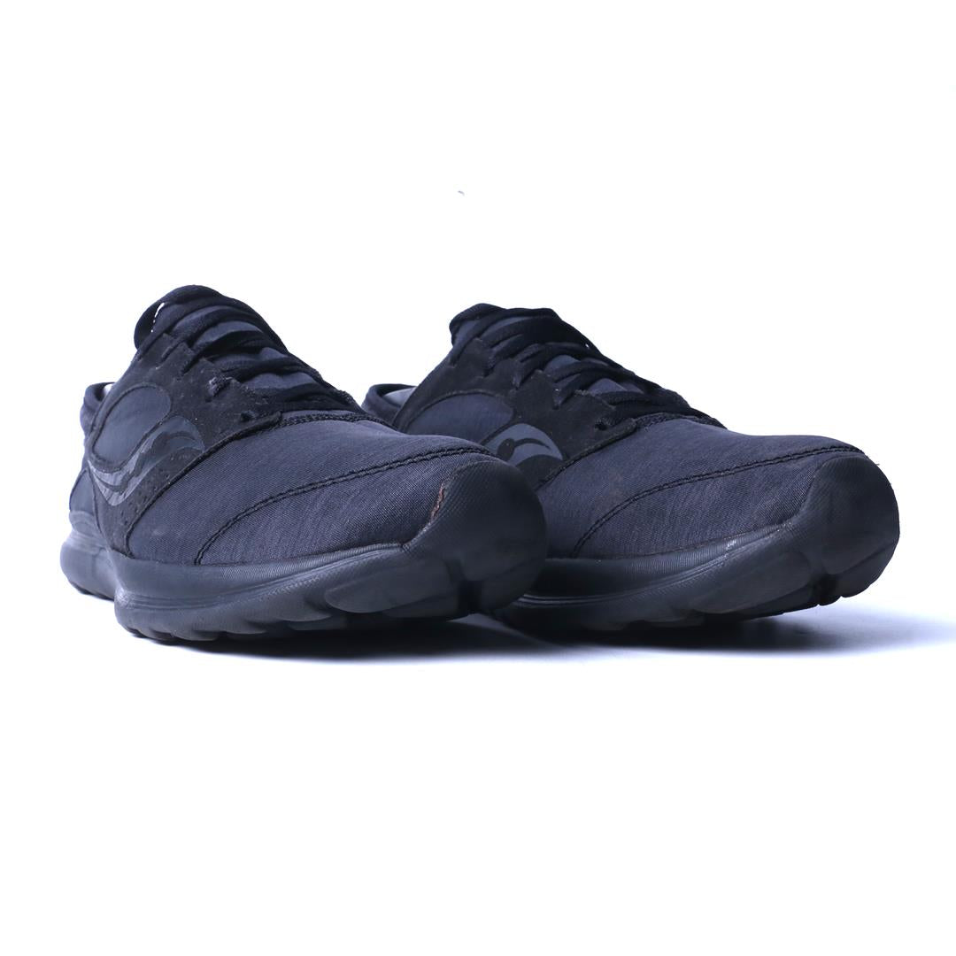 SAUCONY KINETA RELAY