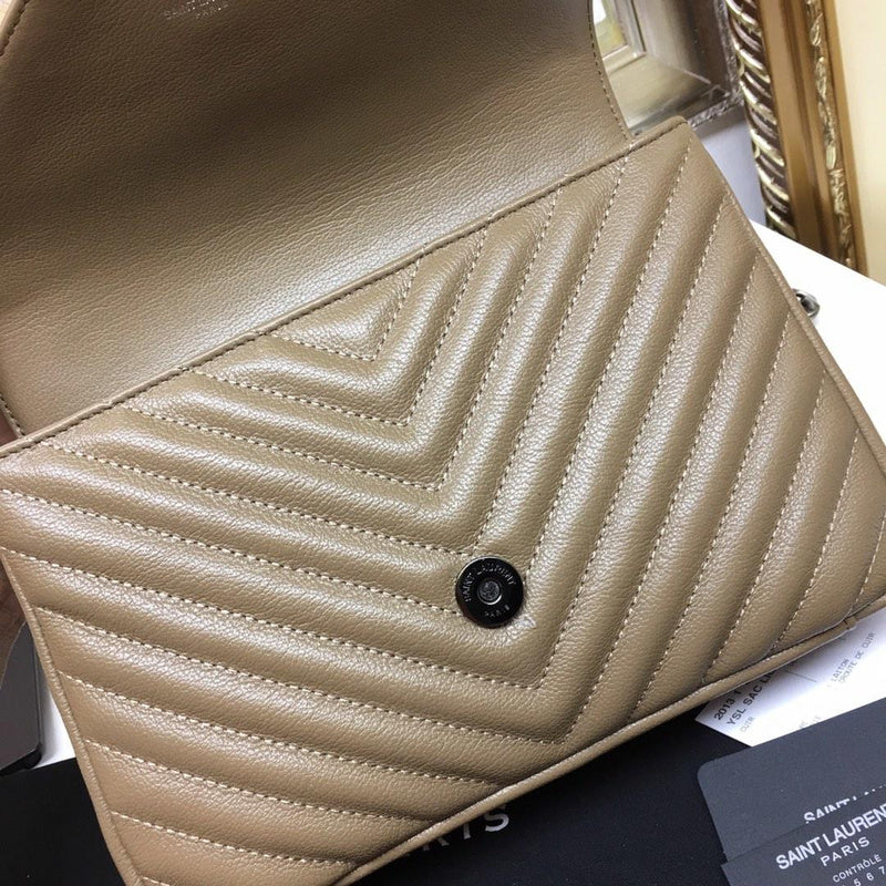 Amelia - YSL Bag - 2751