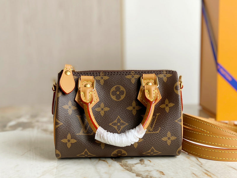 Amelia's Bag Gallery - LOV Bags - 728
