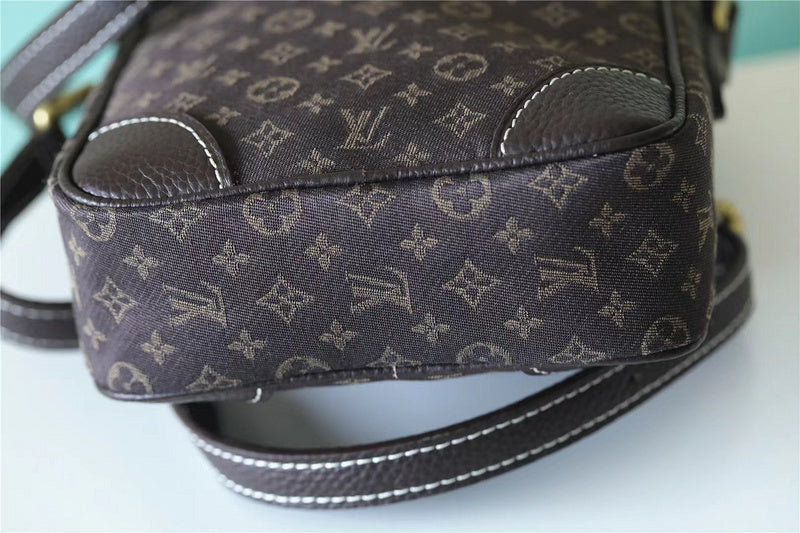 Fan Fashion Lu-Vi bags - 9904