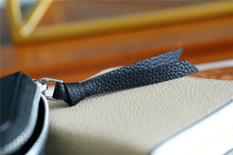 Fan Fashion Lu-Vi bags - 8923