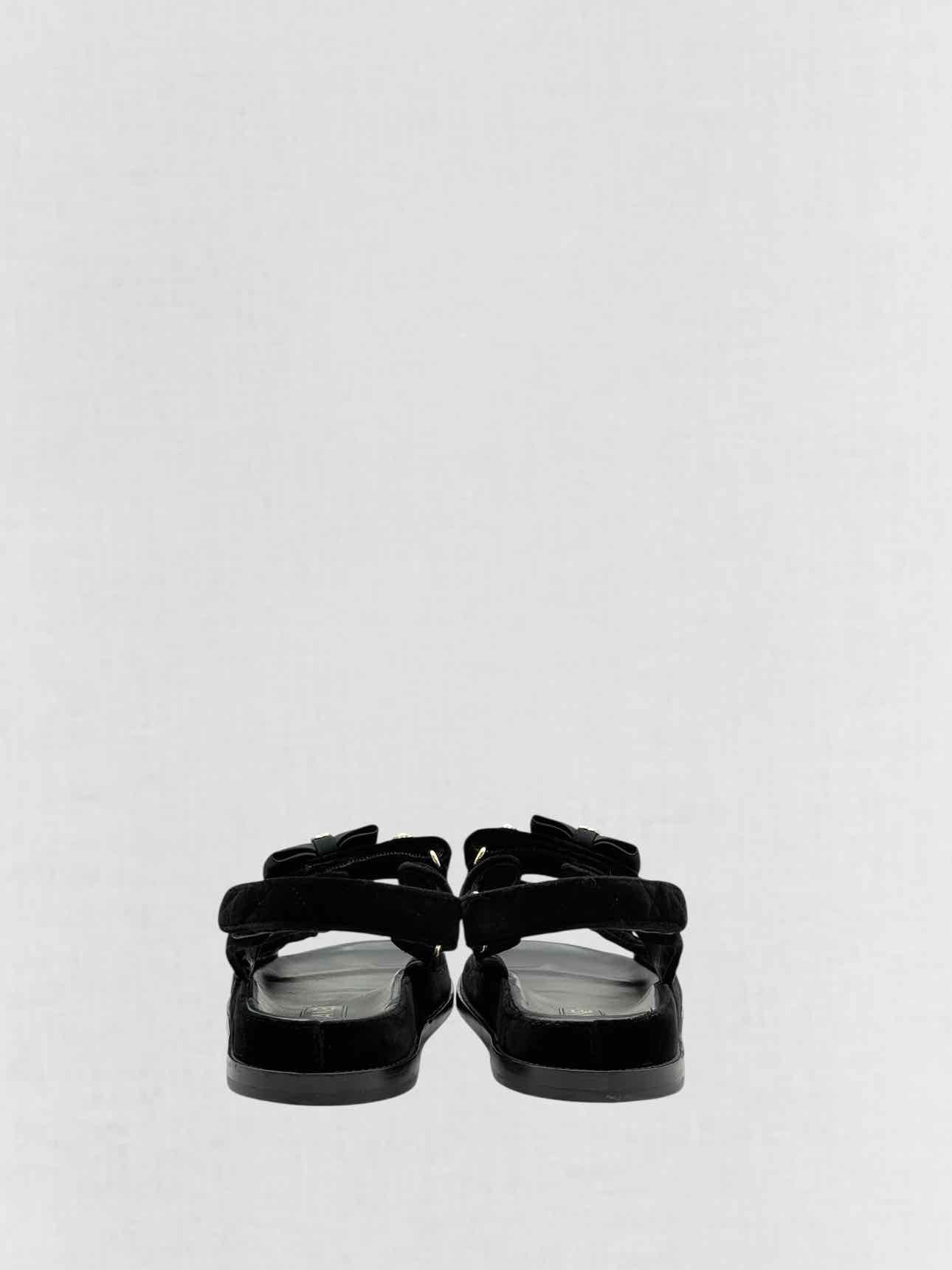 CHANEL Velvet Dad Black Quilted Size EU 42 Sandals