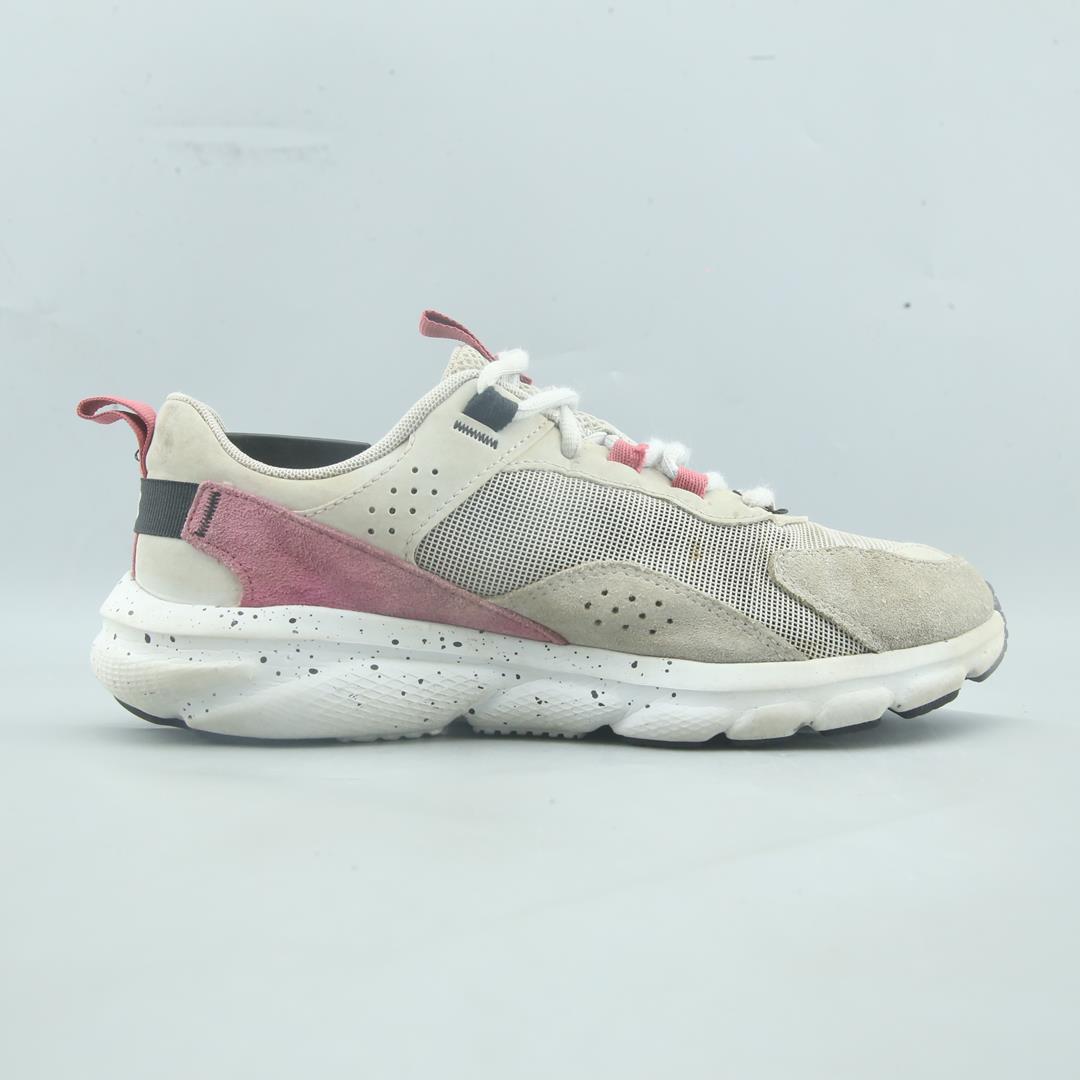 UNDER ARMOUR VERSSERT SPECKLE 2