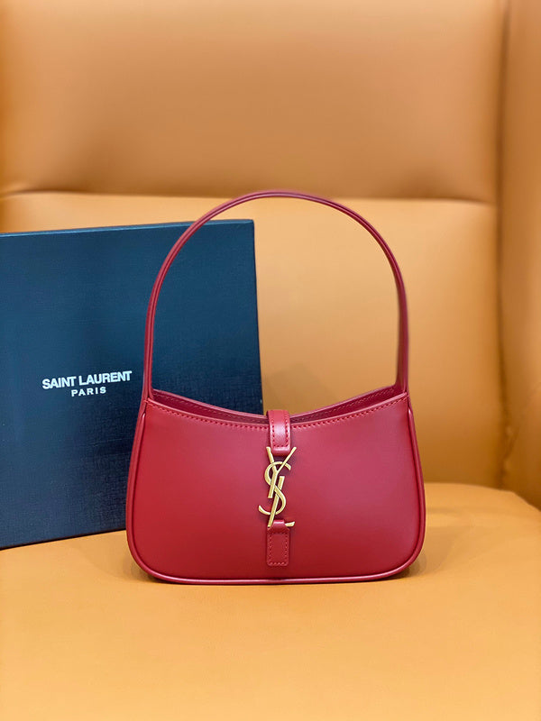 Amelia - YSL Bag - 1983