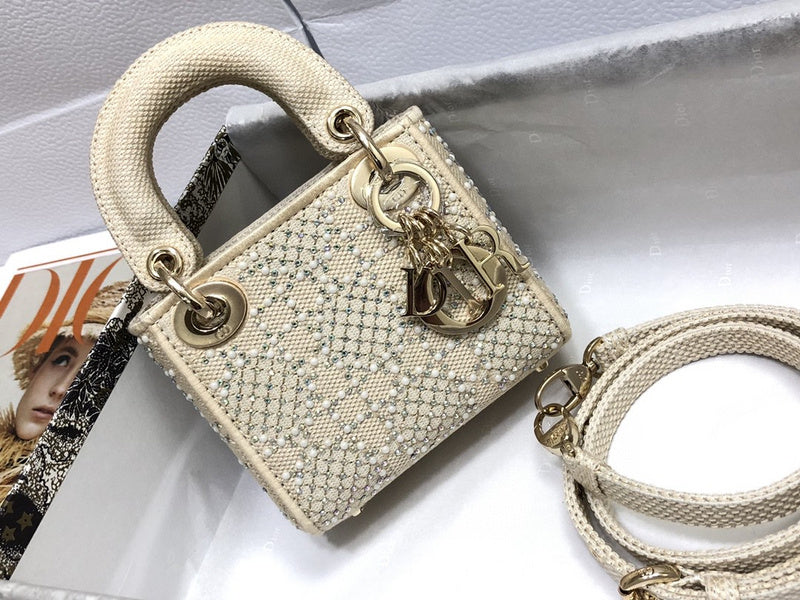 Amelia- DYOR FASHION BAGS - 2121