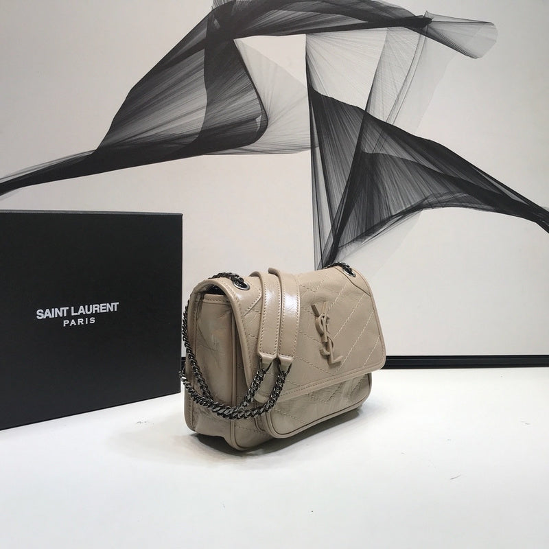 Amelia - YSL Bag - 2227