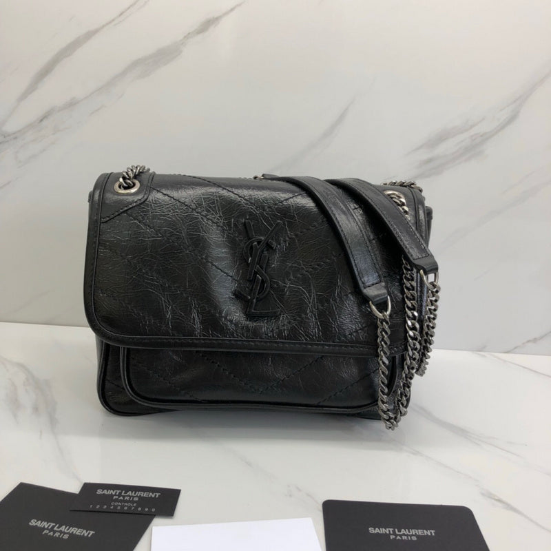 Amelia - YSL Bag - 4050
