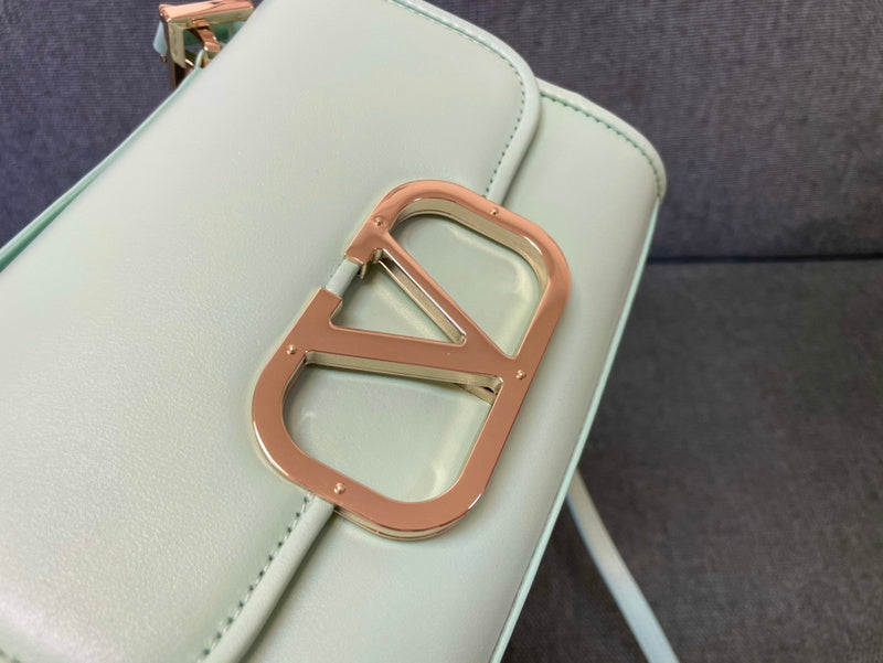 Amelia's Bag Gallery - VEL Bags - 820