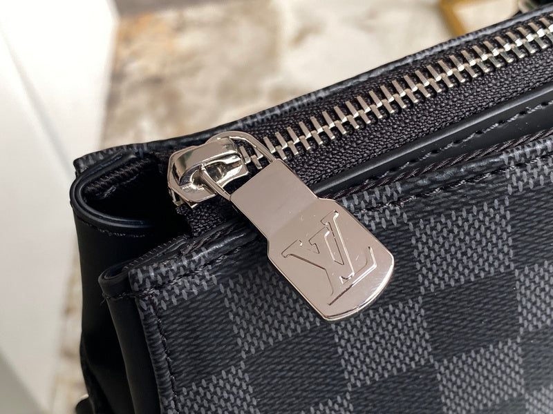 Fan Fashion Lu-Vi bags - 17176