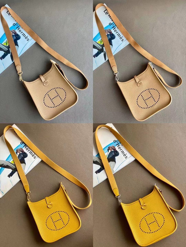 Amelia - HMS Bags - 1740