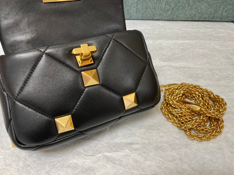 Amelia's Bag Gallery - VEL Bags - 210