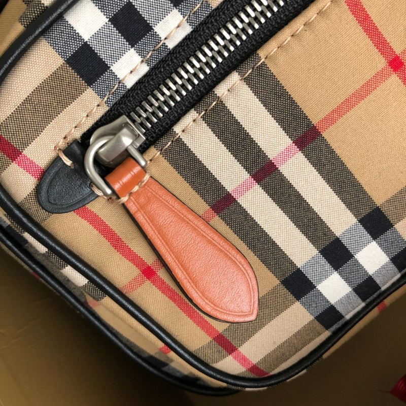 Burberry Bags - Bagsattire   420