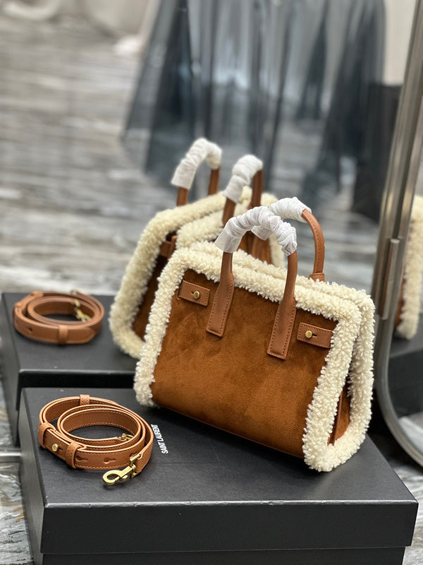 Amelia - YSL Bag - 3938