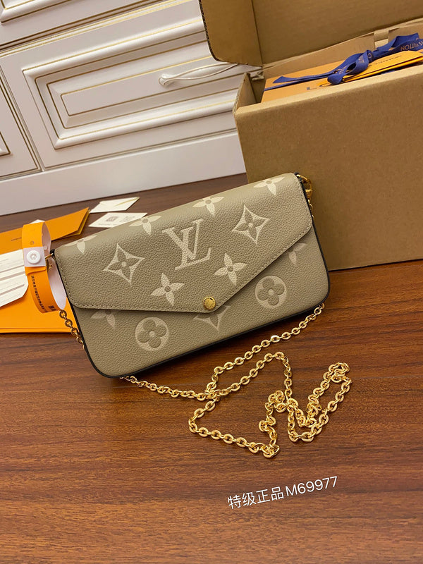 Amelia's Bag Gallery - LOV Bags - 995