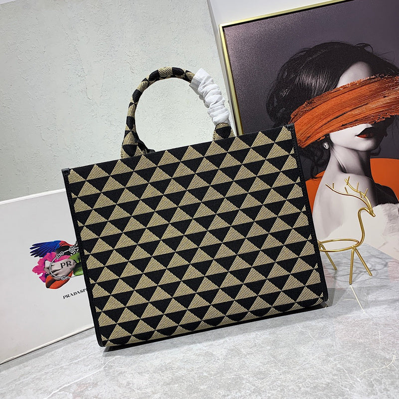Barnes-Bags - Prada Bags - 785