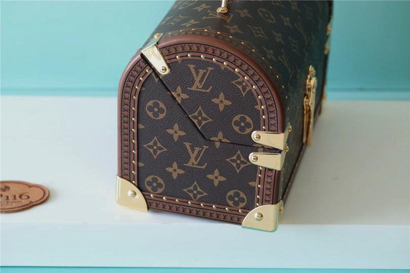 Fan Fashion Lu-Vi bags - 11337