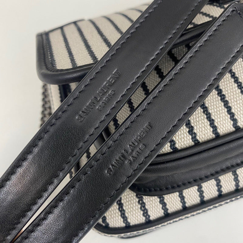Amelia - YSL Bag - 3612